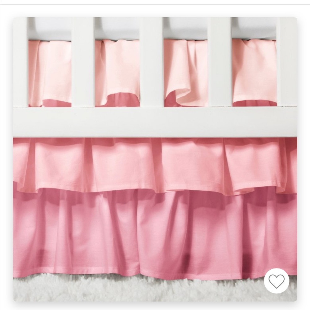 Crib skirt